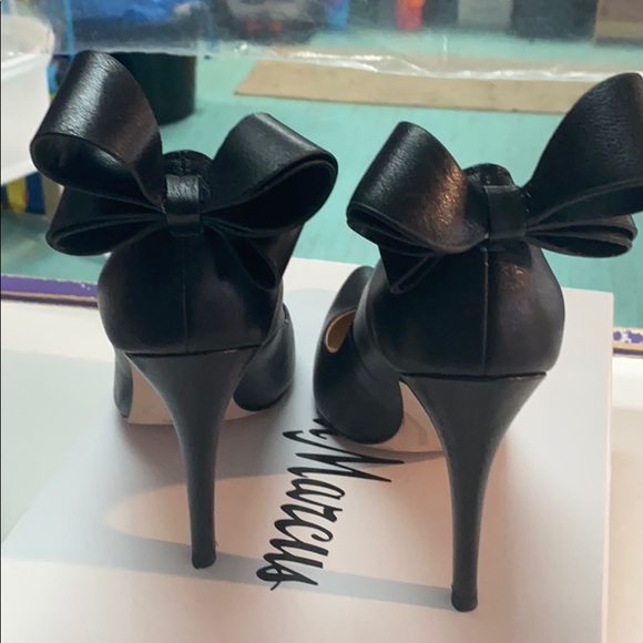 Neimann Marcus black leather shoes - Picture 5 of 5